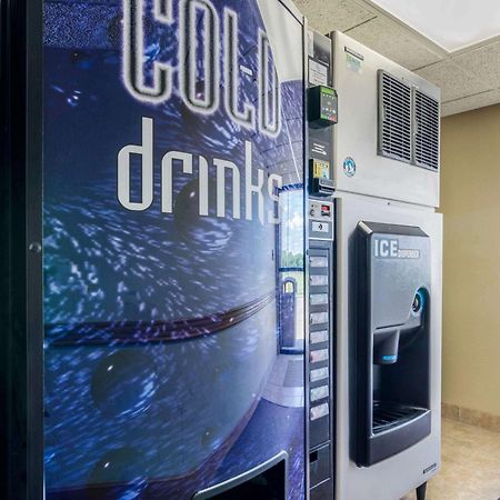Rodeway Inn Hesston Zewnętrze zdjęcie