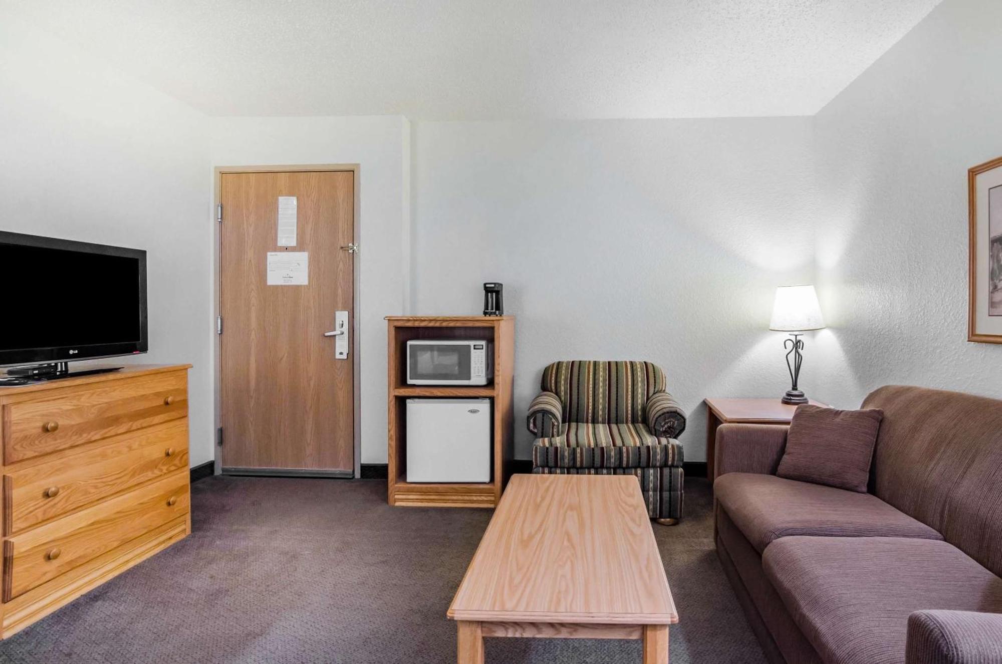 Rodeway Inn Hesston Zewnętrze zdjęcie