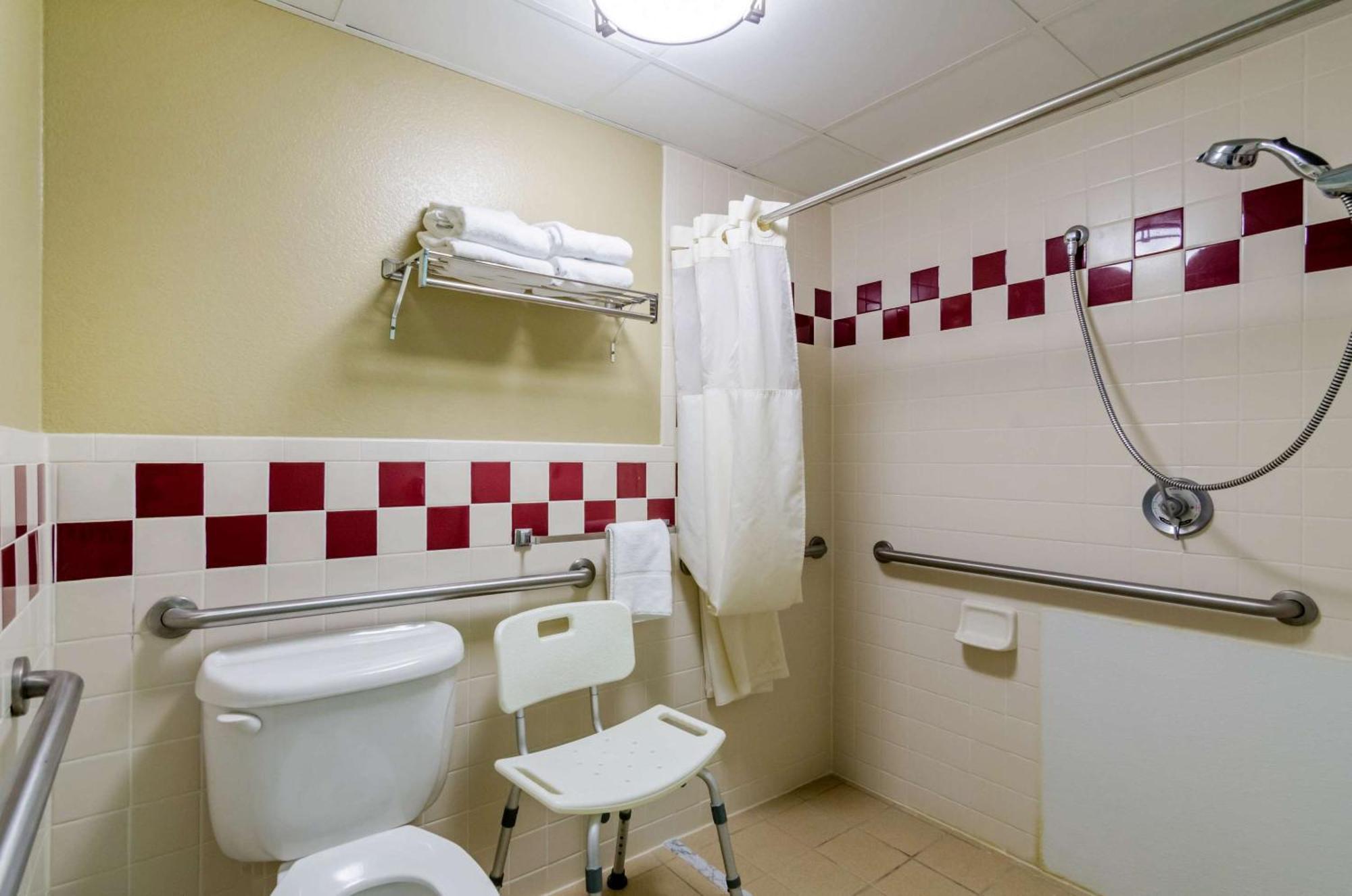 Rodeway Inn Hesston Zewnętrze zdjęcie