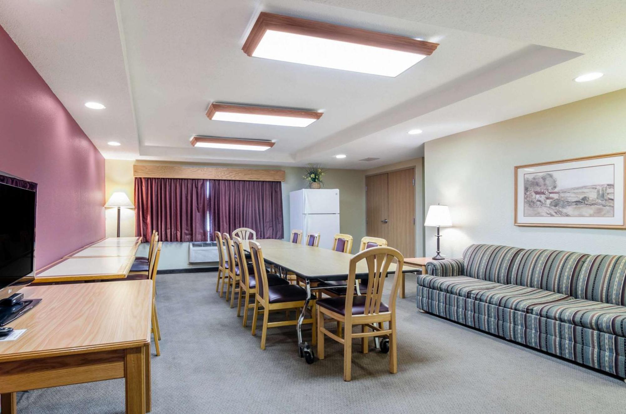 Rodeway Inn Hesston Zewnętrze zdjęcie